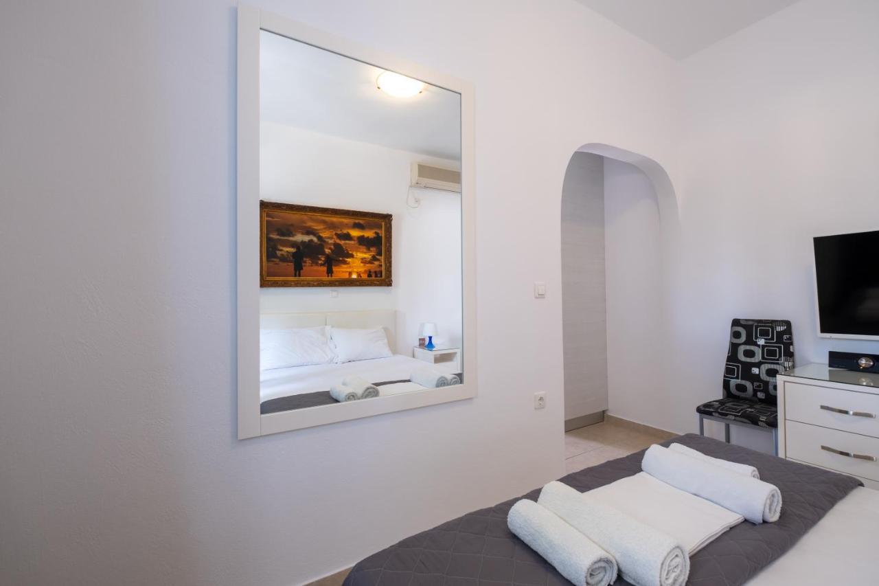 Adelphi Apartments Периса Екстериор снимка